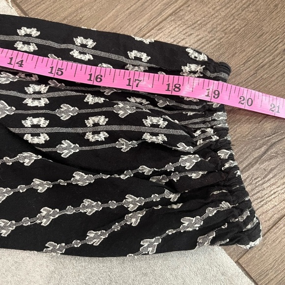 [S]Lou & Grey Black and White Embroidered Boho Tunic Blouse - Picture 7 of 9